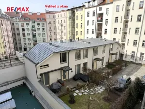 Pronájem bytu 1+kk, Praha - Vršovice, Orelská, 24 m2