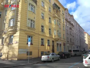 Pronájem bytu 1+kk, Praha - Vršovice, Orelská, 24 m2