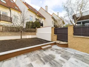 Prodej bytu 1+1, Praha - Žižkov, Na mokřině, 91 m2