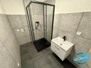 Pronájem bytu 4+1, Opava, Zacpalova, 92 m2