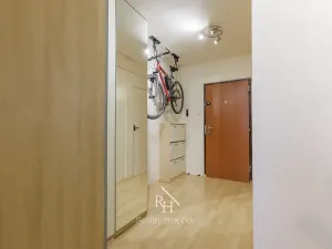 Prodej bytu 2+kk, Praha - Řepy, Galandova, 45 m2