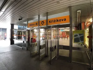 Pronájem kanceláře, Praha - Karlín, Thámova, 24 m2