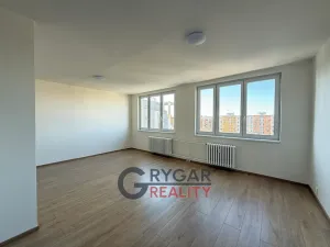Prodej bytu 1+kk, Praha - Letňany, Třinecká, 41 m2