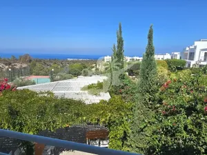 Prodej bytu 1+1, Agios Amvrosios Keryneias, Kypr, 67 m2