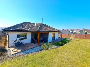 Prodej rodinného domu, Doubravy, 190 m2