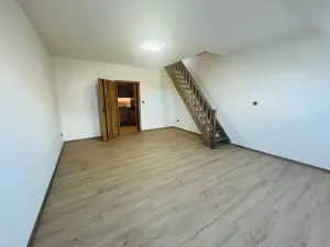 Pronájem bytu 3+kk, Praha, 85 m2