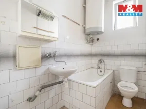 Prodej bytu 2+1, Česká Lípa, Dubická, 51 m2