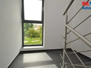 Prodej bytu 3+kk, Praha - Lhotka, Slepá I, 74 m2