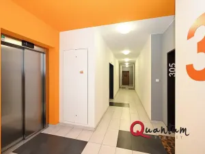 Pronájem bytu 2+kk, Praha - Vysočany, Pod Harfou, 57 m2