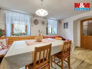 Prodej rodinného domu, Měčín - Petrovice, 138 m2