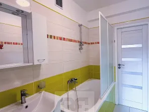 Pronájem bytu 3+1, Praha - Michle, 77 m2