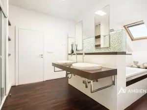 Prodej rodinného domu, Moravany, V Jámách, 382 m2