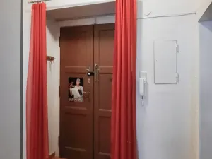 Prodej bytu 2+1, Praha - Bubeneč, Kyjevská, 63 m2