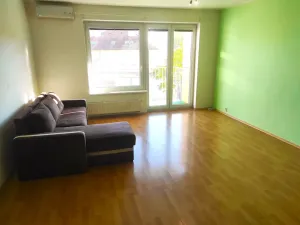 Pronájem bytu 1+kk, Brno, Kosmova, 39 m2