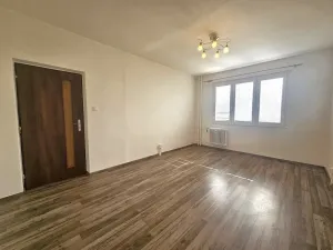 Pronájem bytu 2+1, Kralupy nad Vltavou - Lobeček, Štefánikova, 56 m2