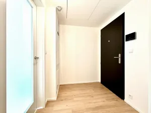 Pronájem bytu 1+kk, Praha - Smíchov, U Lihovaru, 34 m2