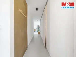 Prodej rodinného domu, Újezdec, 377 m2