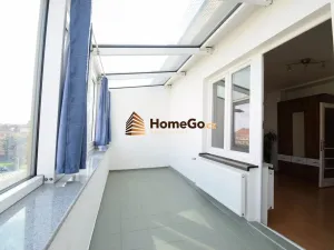 Pronájem bytu 1+kk, Praha - Nusle, U gymnázia, 48 m2