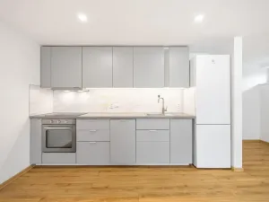 Prodej bytu 2+kk, Praha - Lhotka, K Novému dvoru, 64 m2