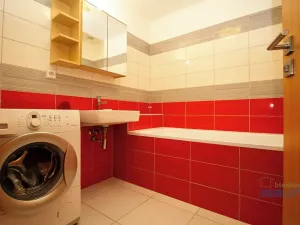 Pronájem bytu 3+kk, Praha - Libeň, Na žertvách, 75 m2