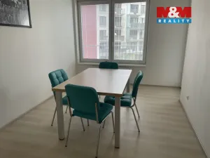 Pronájem bytu 2+kk, Pardubice, Pod Vinicí, 65 m2