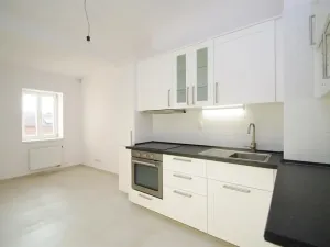 Pronájem bytu 3+1, Praha - Vinohrady, Mánesova, 120 m2