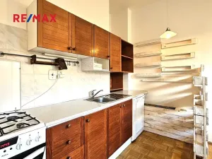 Pronájem bytu 2+kk, Praha - Břevnov, U Ladronky, 50 m2