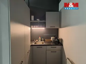 Pronájem obchodního prostoru, Brno, náměstí Svobody, 32 m2