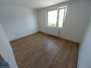 Pronájem bytu 3+1, Lánov, 69 m2