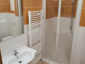 Pronájem bytu 1+kk, Pardubice, Jozefa Gabčíka, 38 m2
