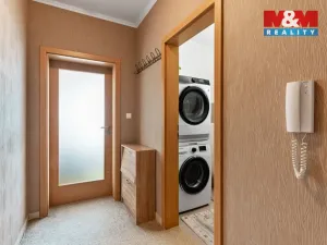 Prodej bytu 2+kk, Liberec - Liberec VI-Rochlice, Nádvorní, 48 m2