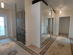 Prodej vily, Svárov, 326 m2