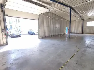 Pronájem výrobních prostor, Praha, Poděbradská, 250 m2