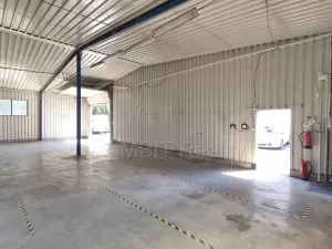 Pronájem výrobních prostor, Praha, Poděbradská, 250 m2