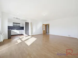 Prodej bytu 3+kk, Karlovy Vary, Okružní, 84 m2