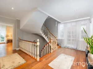 Prodej vily, Praha - Dejvice, V Šáreckém údolí, 459 m2