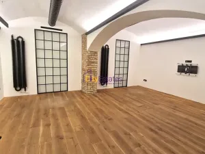 Prodej kanceláře, Praha - Smíchov, Janáčkovo nábřeží, 85 m2