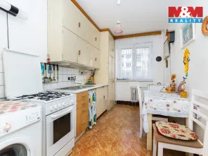 Prodej bytu 3+1, Pardubice - Zelené Předměstí, Sladkovského, 83 m2