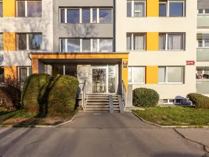 Prodej bytu 3+1, Praha - Petrovice, Jakobiho, 70 m2