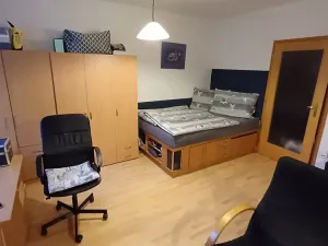 Pronájem bytu 1+kk, Praha - Kunratice, Velké Kunratické, 33 m2