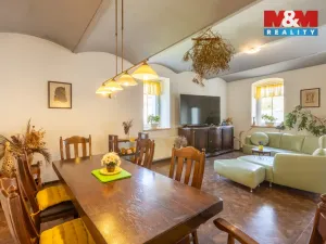 Prodej rodinného domu, Očihov - Očihovec, 500 m2