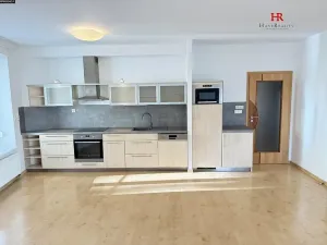 Pronájem bytu 3+kk, Benešov, Dukelská, 74 m2