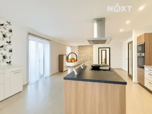 Prodej rodinného domu, Dražice, 180 m2