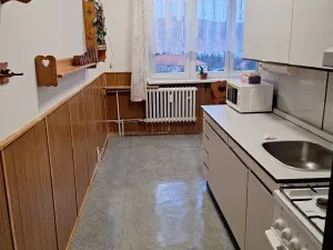 Pronájem bytu 2+1, Hrádek, 1. máje, 60 m2