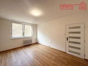 Pronájem bytu 3+1, Klášterec nad Ohří, Na Vyhlídce, 66 m2