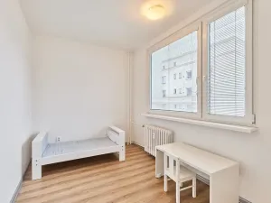 Pronájem bytu 3+1, Trutnov, Slovenská, 60 m2