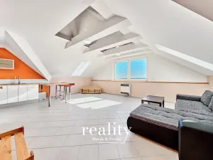 Pronájem bytu 1+kk, Znojmo, Mašovická, 40 m2