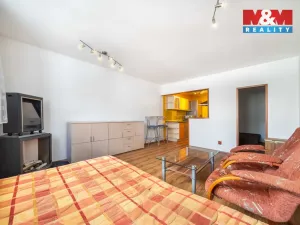 Prodej bytu 1+kk, Vráž, 41 m2