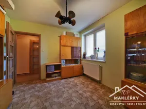 Prodej rodinného domu, Zásmuky, Sladkovského, 186 m2