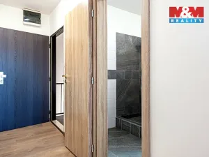 Prodej bytu 1+kk, Doubravčice, V bytovkách, 35 m2